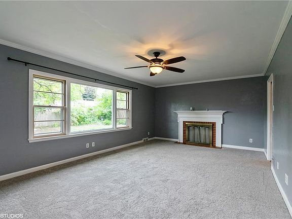 3rd image of 1309 Marston Ave