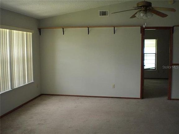 3rd image of 2662 Kendall Ave