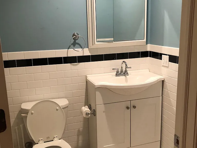 16 Washington St #306 — Photo 5