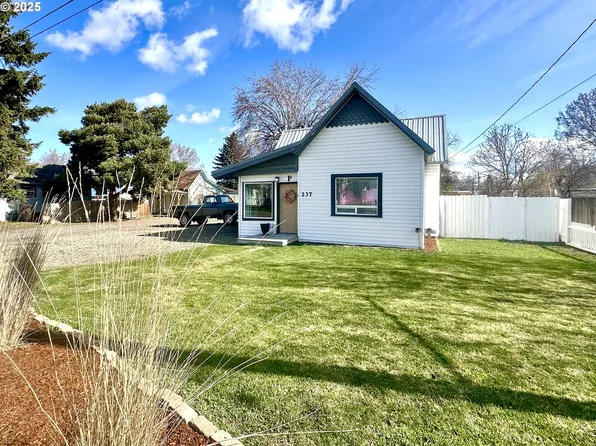 237 Bridge St, Baker City, OR 97814