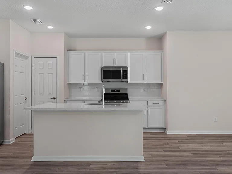46 Poplar Dr — Photo 16