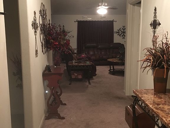 Entry way