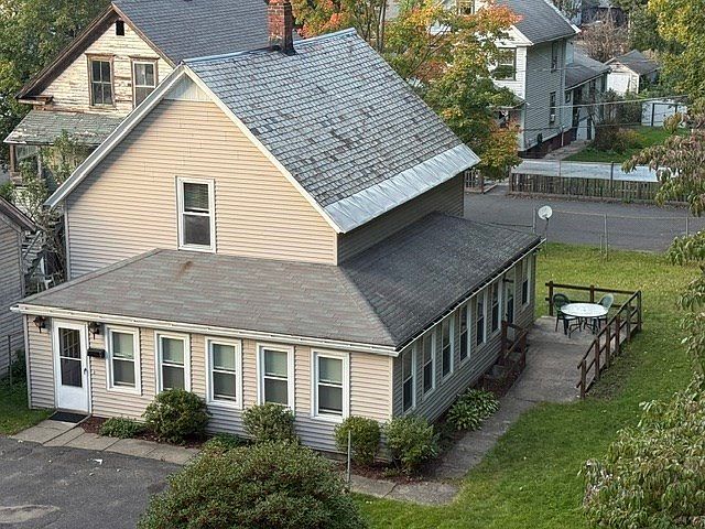 1st image of 9 Spring St