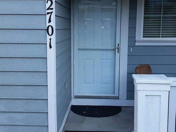 2nd image of 2701 9th St SE