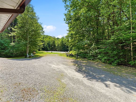 5th image of 50 Price Point Rd