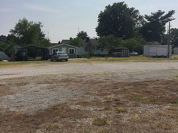 2nd image of 2400 W 2nd St