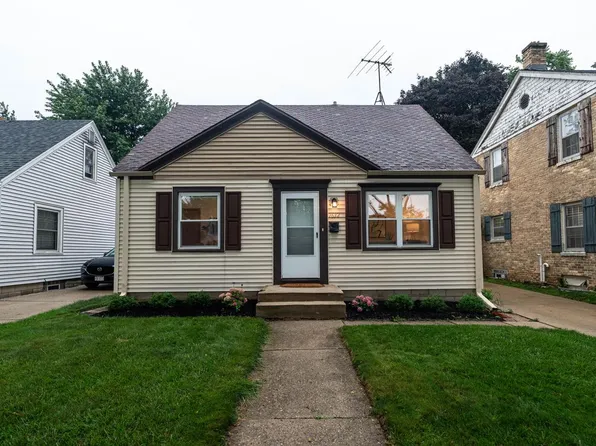 7632 Livingston AVENUE, Wauwatosa, WI 53213