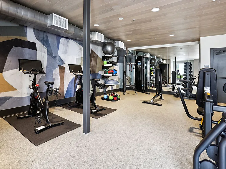 Chandler Residences — Photo 15