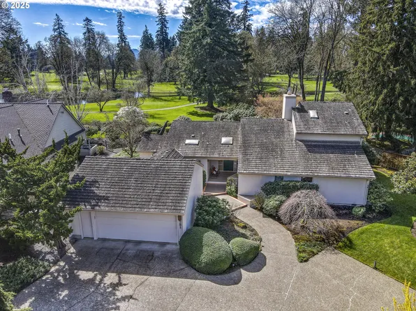 721 Spyglass Dr, Eugene, OR 97401