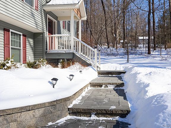 2nd image of 953 Beekman Road