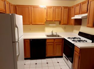 203 Prestwick Way, Edison, NJ 08820