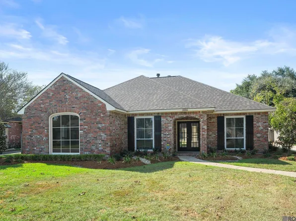1055 Masterson Dr, Baton Rouge, LA 70810