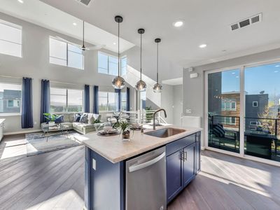 111 Llano De Los Robles Ave UNIT 2, San Jose, CA, 95136