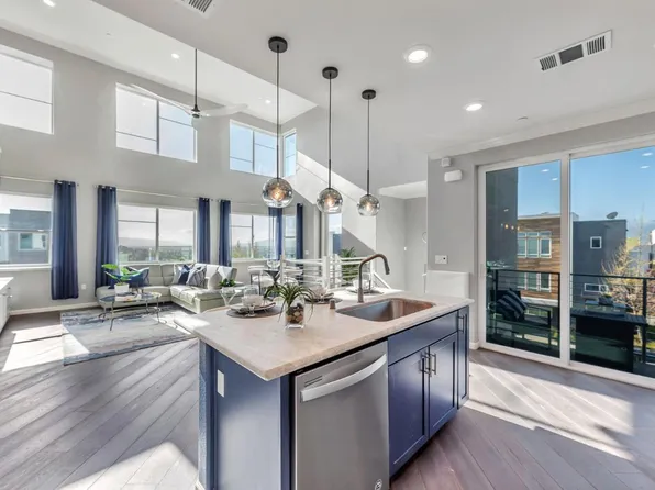 111 Llano De Los Robles Ave Unit 2, San Jose, CA 95136