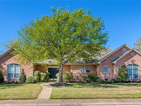 2nd image of 4712 Camargo Ct