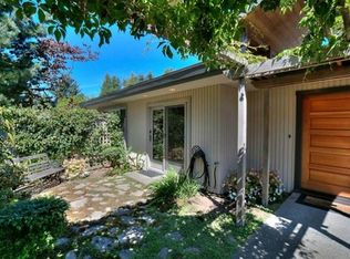 6038 126th Ave NE, Kirkland, WA 98033