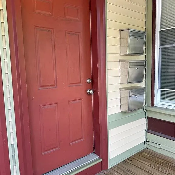125 Pleasant St #1 — Photo 4