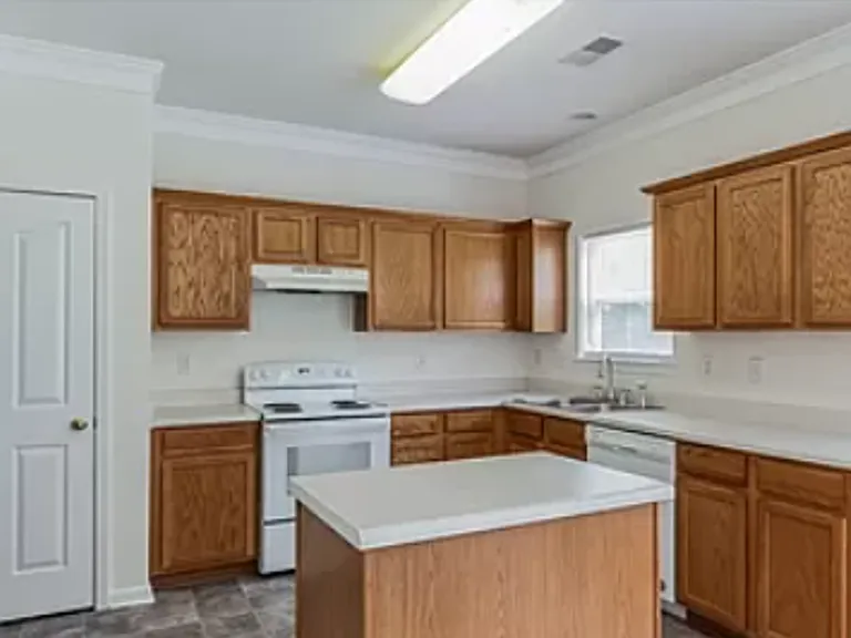 3840 Broadwater Ct — Photo 6