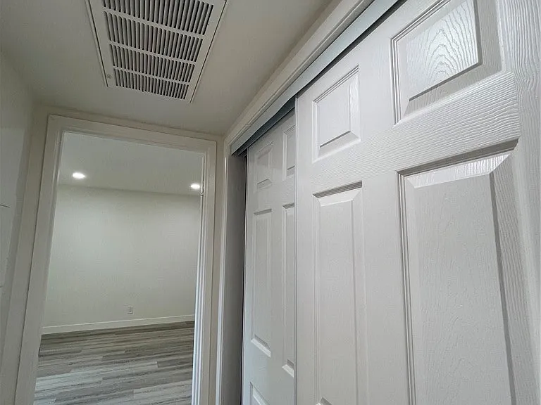 1131 S Alta Vista Ave #F — Photo 14
