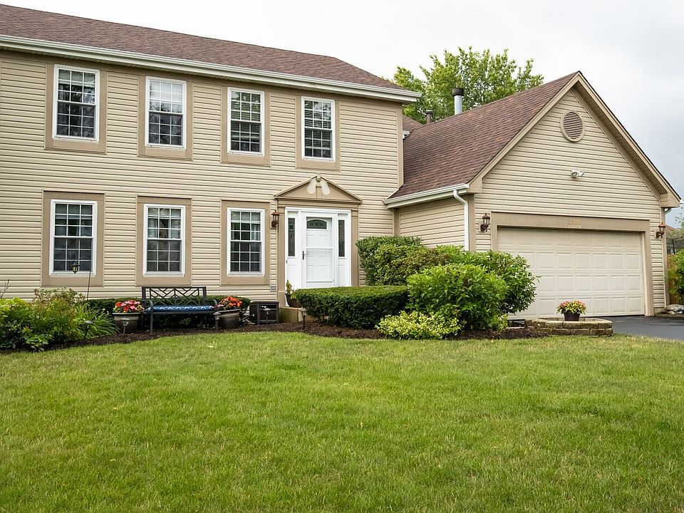 1st image of 1200 Easton Dr
