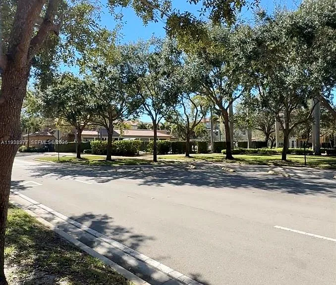 917 SW 147th Ave #2006 — Photo 22