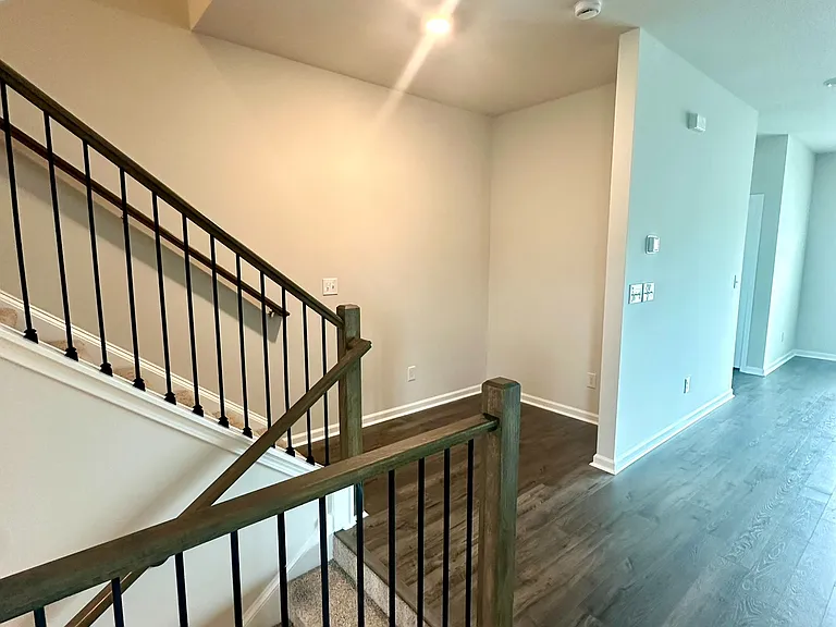 1630 Halbrook Pl SW — Photo 34