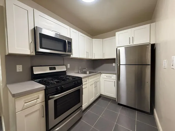 42-14 Union Street image 2 of 14