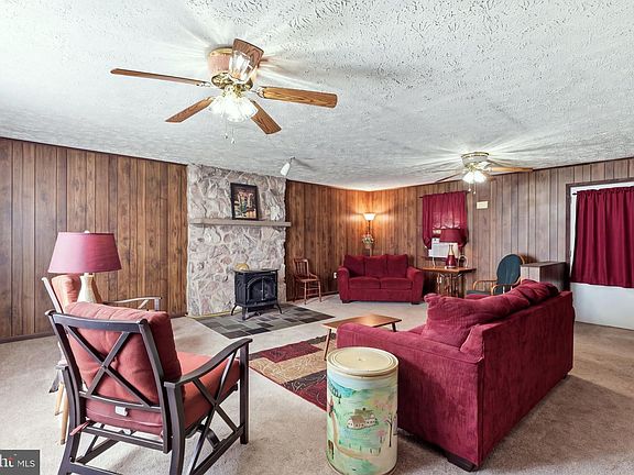 4th image of 3772 Carlisle Rd