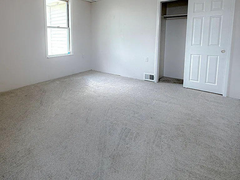 1404 Wareman Ave #1 — Photo 10