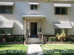 425 S School St APT B, Lodi, CA 95240