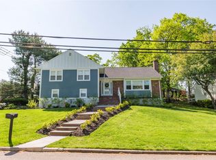 171 Van Etten Blvd, New Rochelle, NY 10804