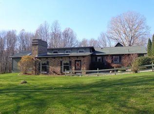 2840 Frampton Rd, Hermitage, PA 16148