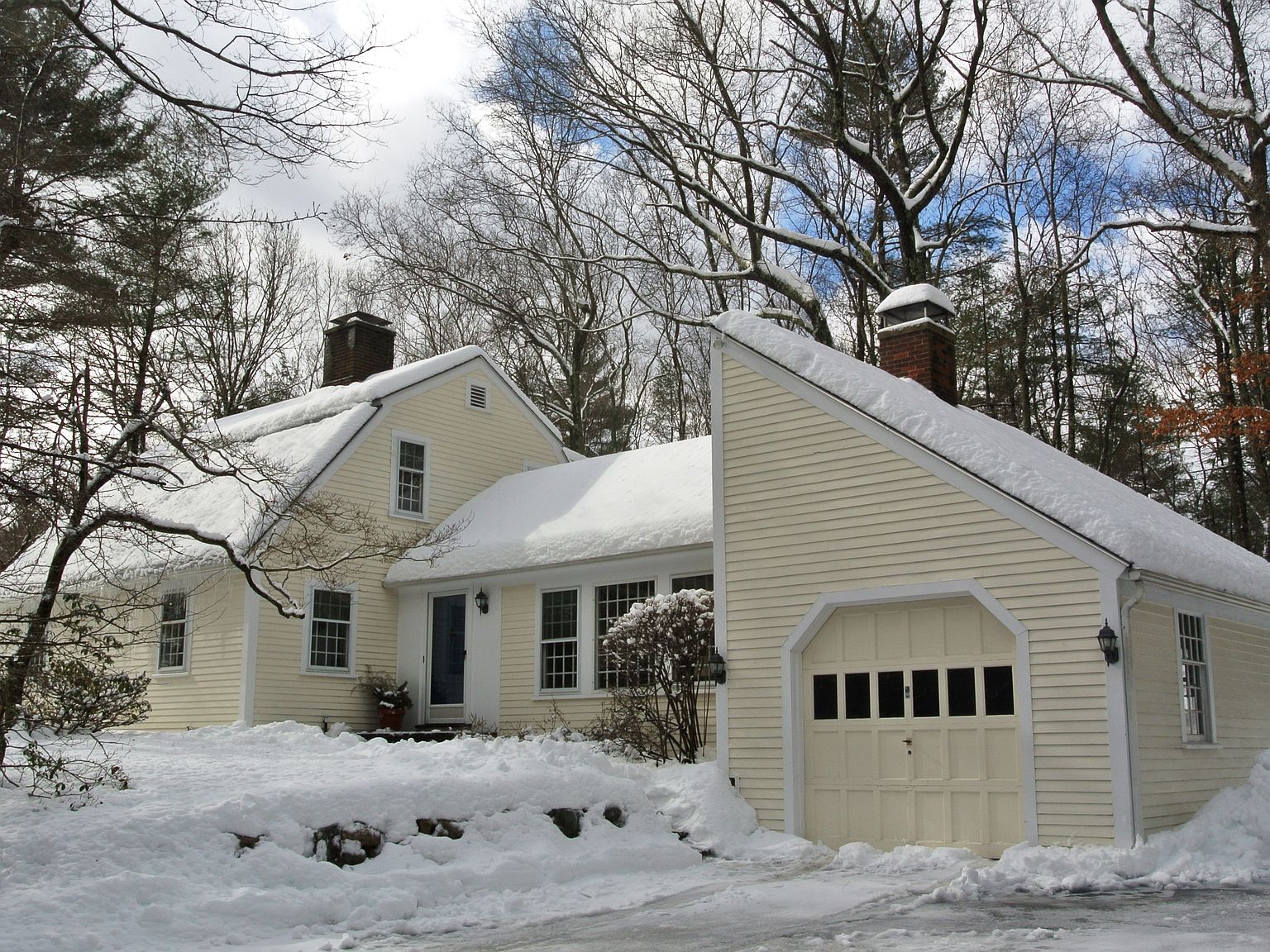 75 Walpole St, Dover, MA 02030 Zillow