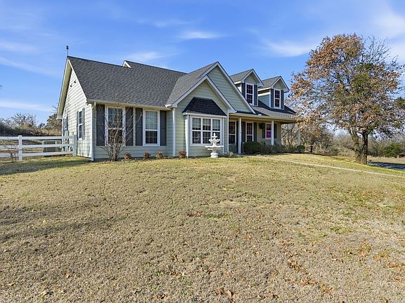 3rd image of 240 Johnson Bend Rd