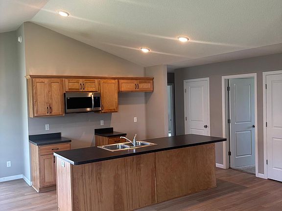 3rd image of 14947 Jade St SE