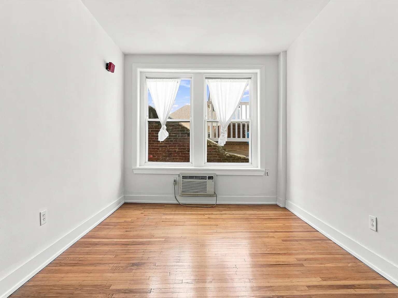1001 Pine St Unit 404 — Photo 4