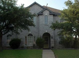 3001 Hoffman Dr, Plano, TX 75025