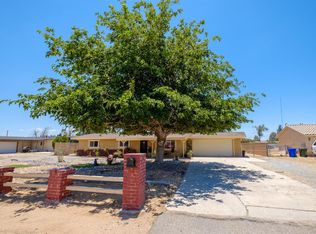 21915 Goshute Ave, Apple Valley, CA 92307