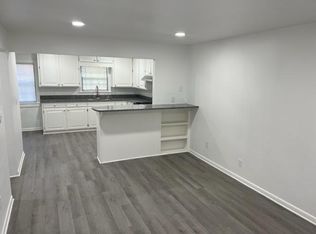 769 W Breeze Cv, Fayetteville, AR 72703