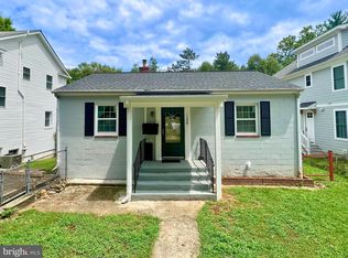 108 W Westmoreland Rd, Falls Church, VA 22046
