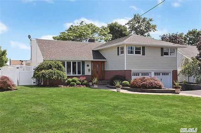 1st image of 510 Avon Pl