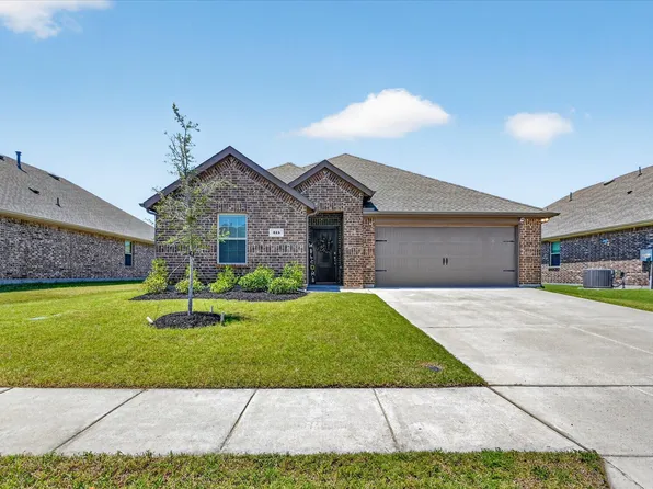 315 Revolution Rd, Fate, TX 75189