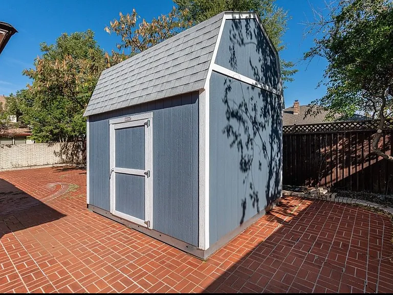6605 Parkwood Ln — Photo 31