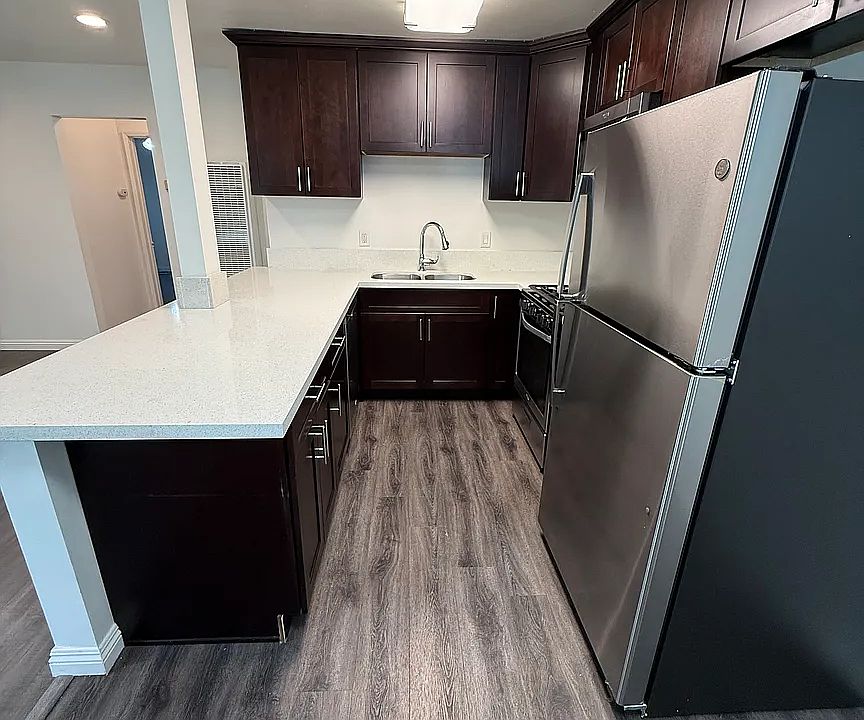 1st image of 278 E Washington Blvd #37