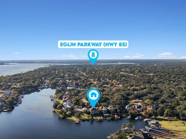 59 Lakeshore Dr, Shalimar, FL 32579