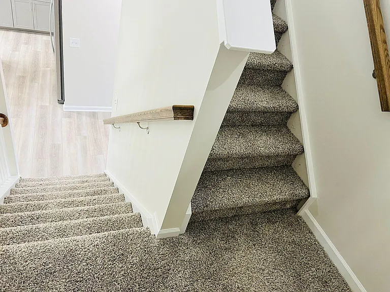 745 Riguard Way — Photo 30