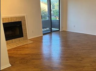 5757 E University Blvd #27-G, Dallas, TX 75206