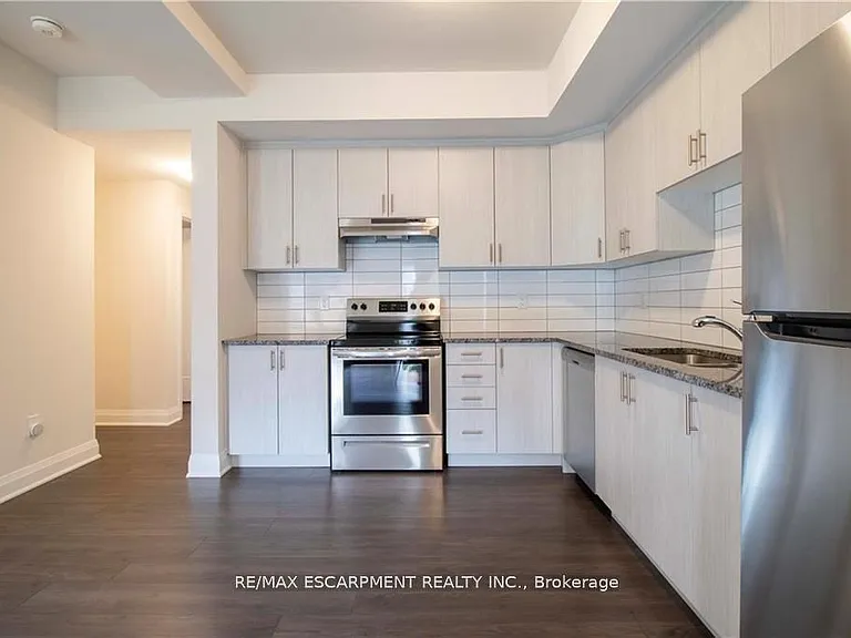 2 Willow St #44 — Photo 10