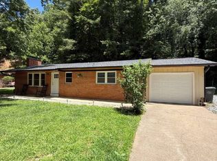 983 Camp Branch Rd, Waynesville, NC 28786