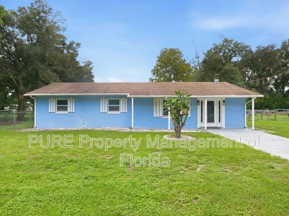 12300 SE 128th Ct, Ocklawaha, FL 32179